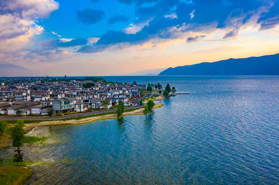 避寒旅居热潮 南方胜地成热门选择(图1) 避寒旅居热潮 南方胜地成热门选择(图1)