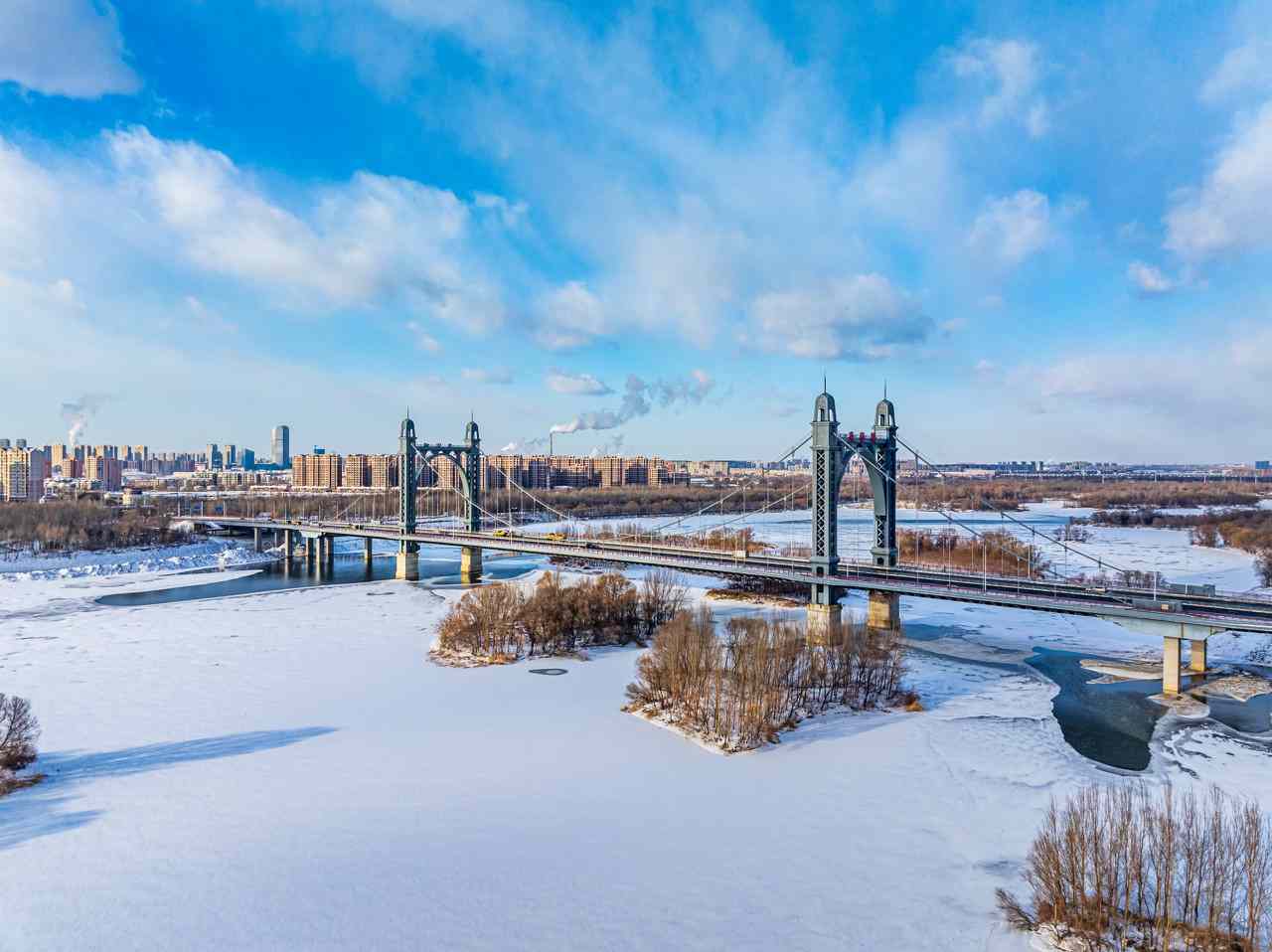 辽宁冬季冰雪旅游新玩法：冰雪+点燃消费热潮(图1)