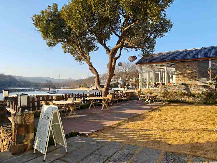 微短剧赋能乡村文旅融合新实践(图1) 微短剧赋能乡村文旅融合新实践(图1)