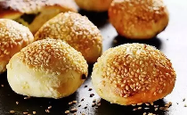 苏州传统小吃蟹壳黄：香酥可口的美味之旅(图3)