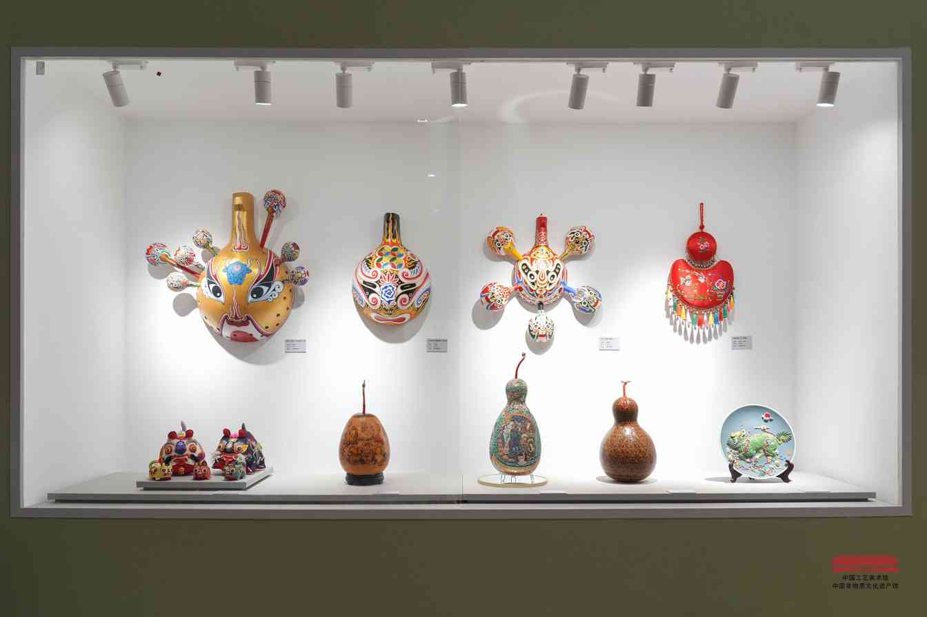 第七届中国当代工艺美术双年展开幕 展出720余件（套）精品(图1)