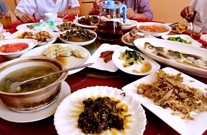 阳澄湖油菜花海游玩指南，露营骑行与春日美食体验(图4)