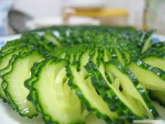 凉拌黄瓜