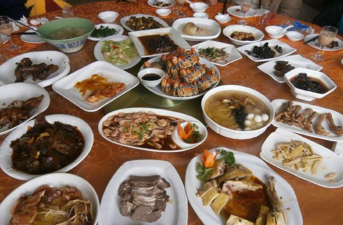 阳澄湖莲花岛自驾游攻略：油菜花海与大闸蟹美食体验(图4)